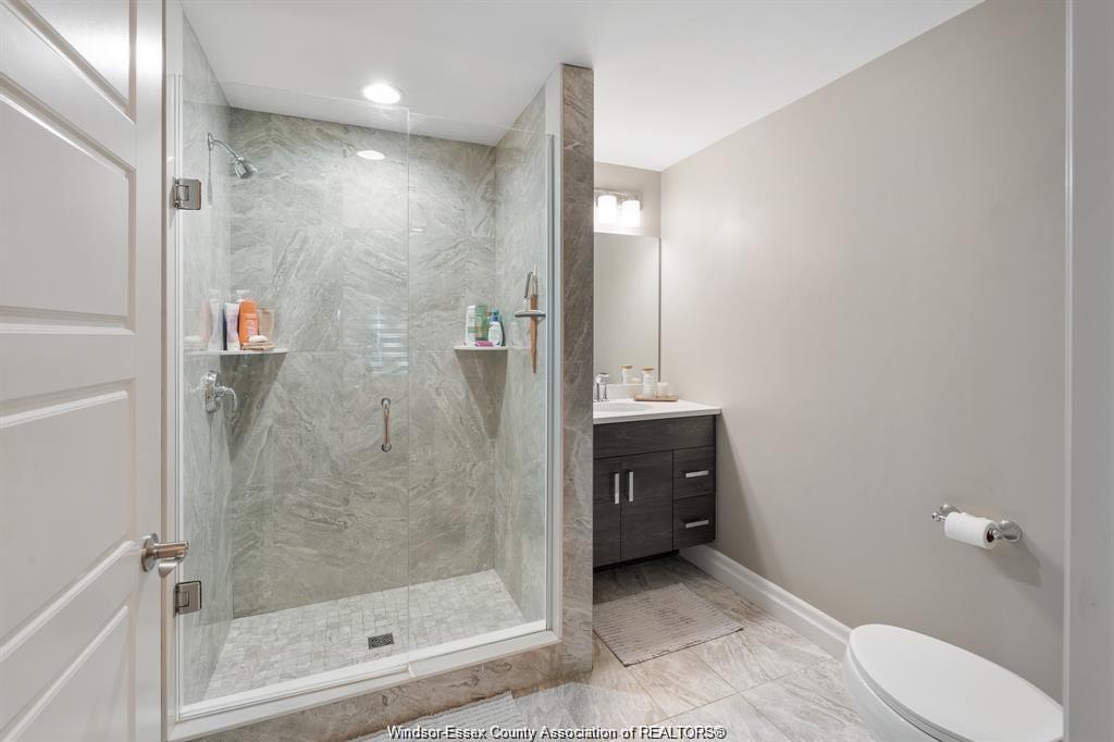 321-5840 Newman, Lasalle, ON