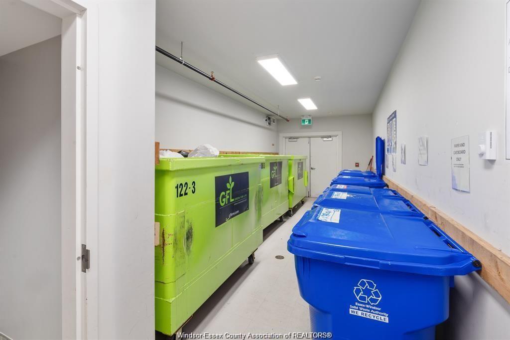 321-5840 Newman, Lasalle, ON