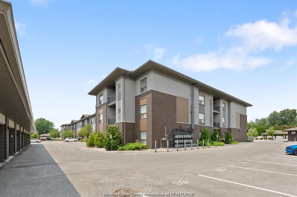 321-5840 Newman, Lasalle, ON