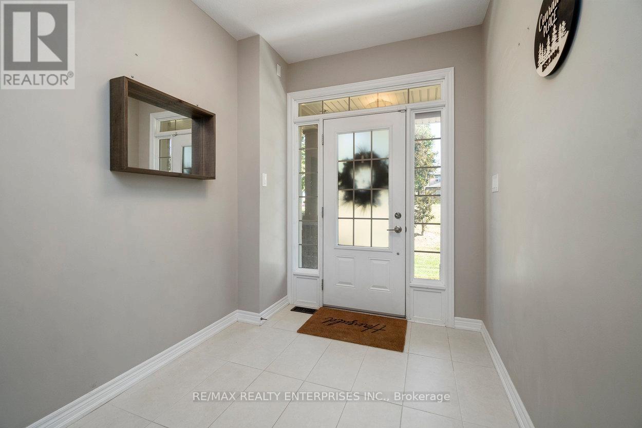 9 - 215 Dundas Street E, Hamilton, ON - Indoor Photo Showing Other Room