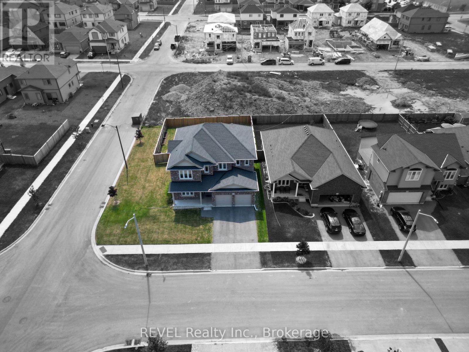 13 Cinnamon Street, Thorold (Rolling Meadows), ON -