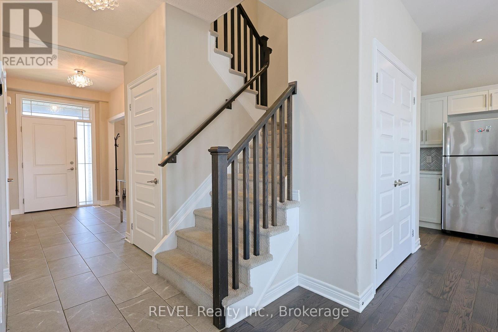 13 Cinnamon Street, Thorold (Rolling Meadows), ON - Indoor Photo Showing Other Room