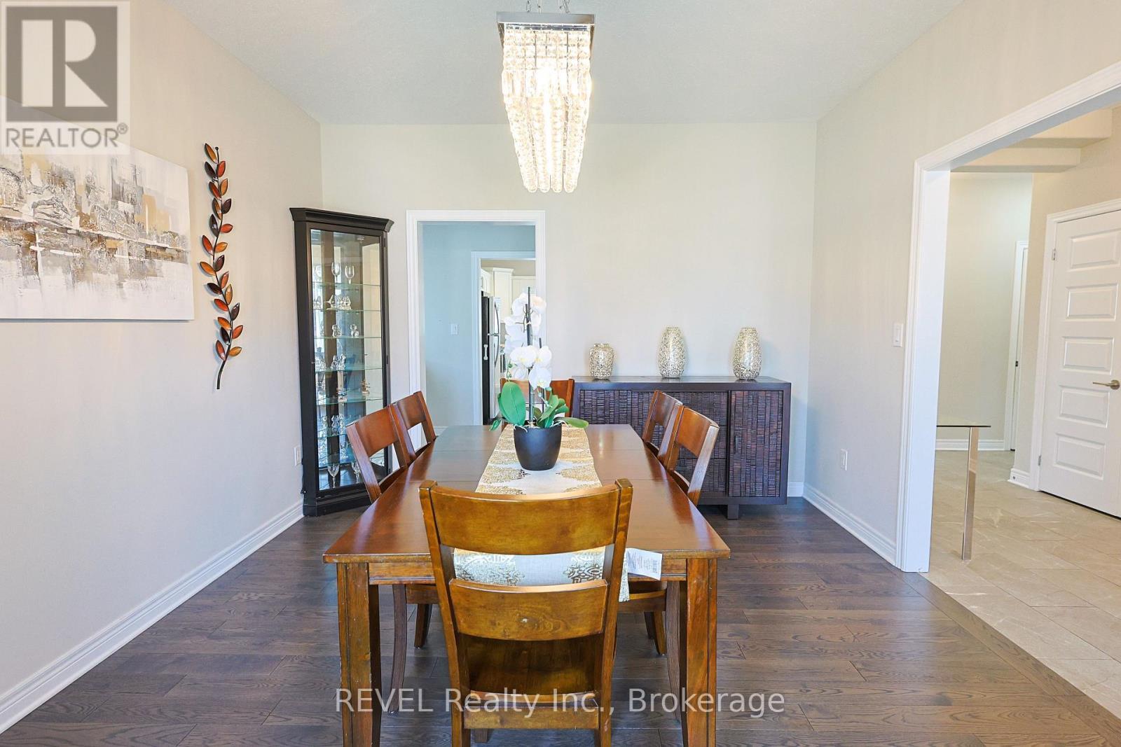 13 Cinnamon Street, Thorold (Rolling Meadows), ON - Indoor Photo Showing Dining Room