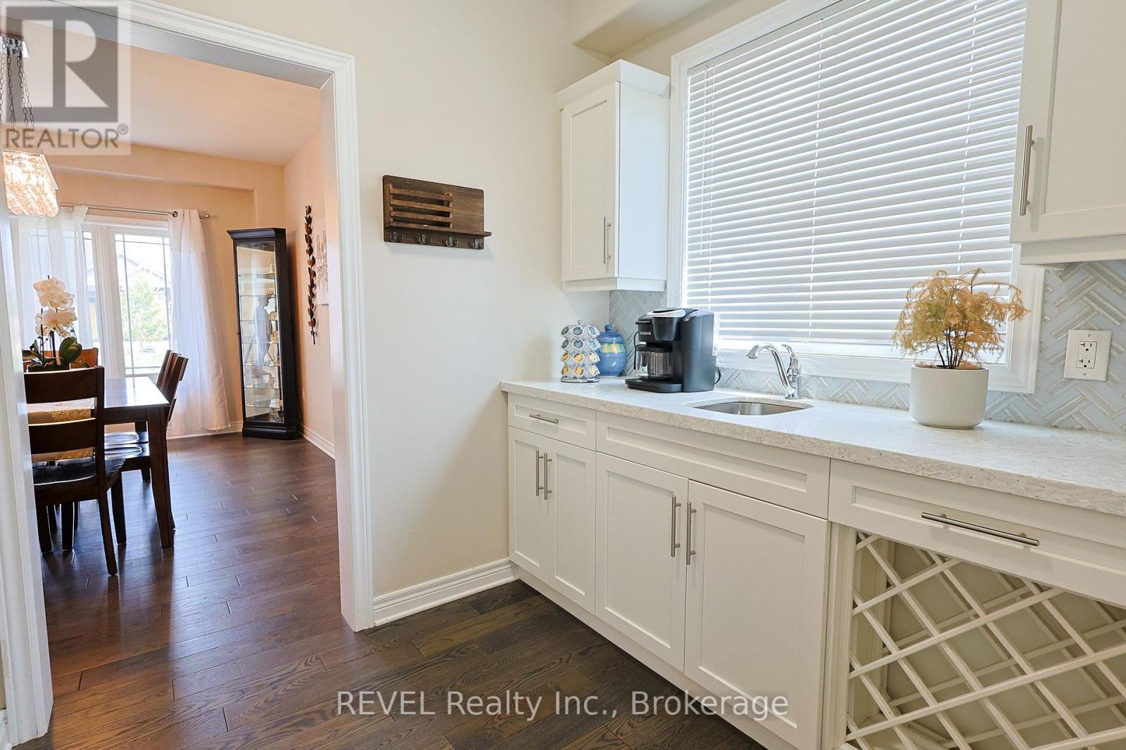 13 Cinnamon Street, Thorold (Rolling Meadows), ON - Indoor