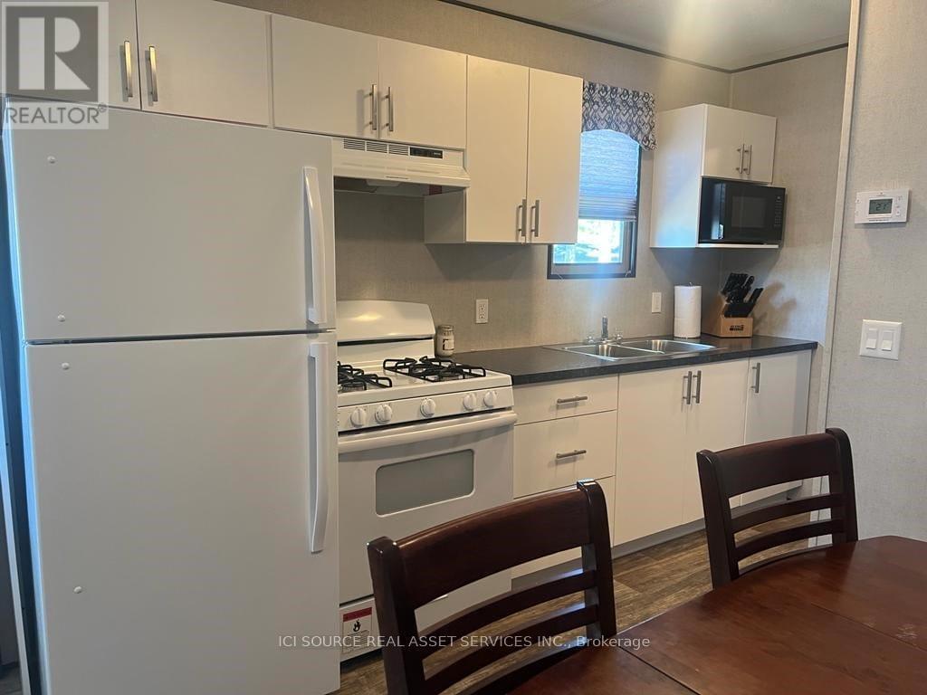 Sal034 - 1235 Villiers Line, Otonabee-South Monaghan, ON - Indoor Photo Showing Kitchen With Double Sink