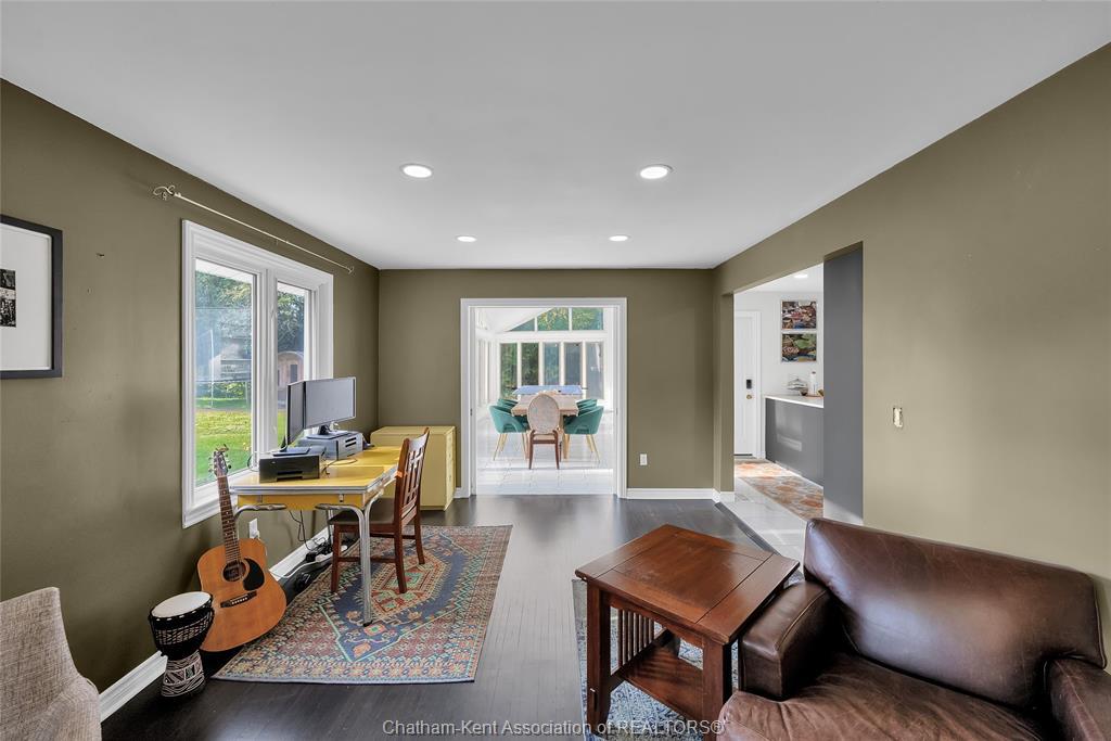 6 Devon Drive, Chatham, ON