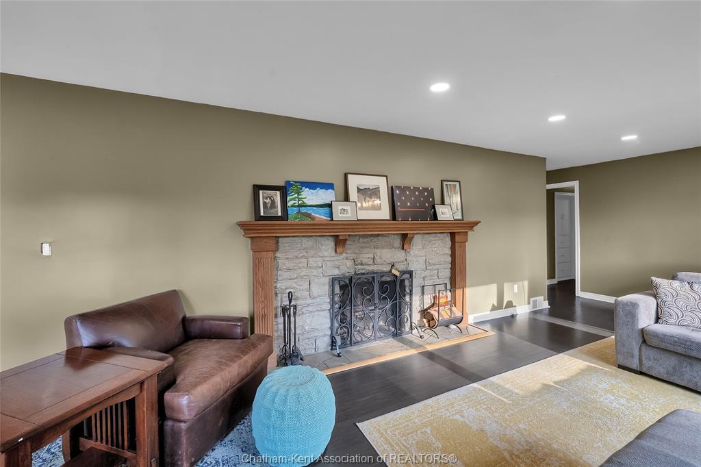 6 Devon Drive, Chatham, ON