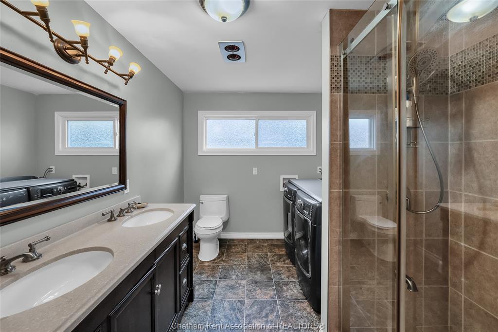 6 Devon Drive, Chatham, ON