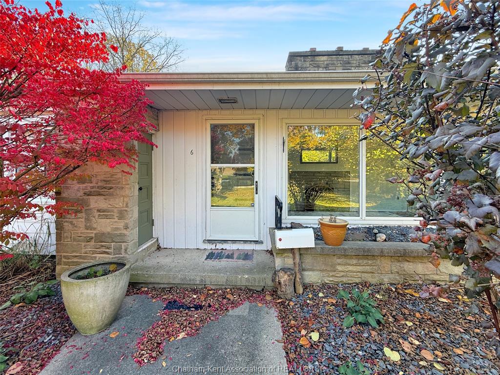 6 Devon Drive, Chatham, ON