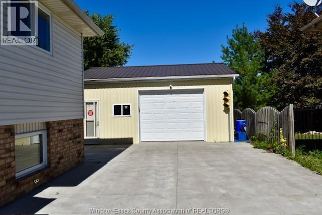 14 Azar Avenue, Tilbury, ON - Outdoor With Exterior