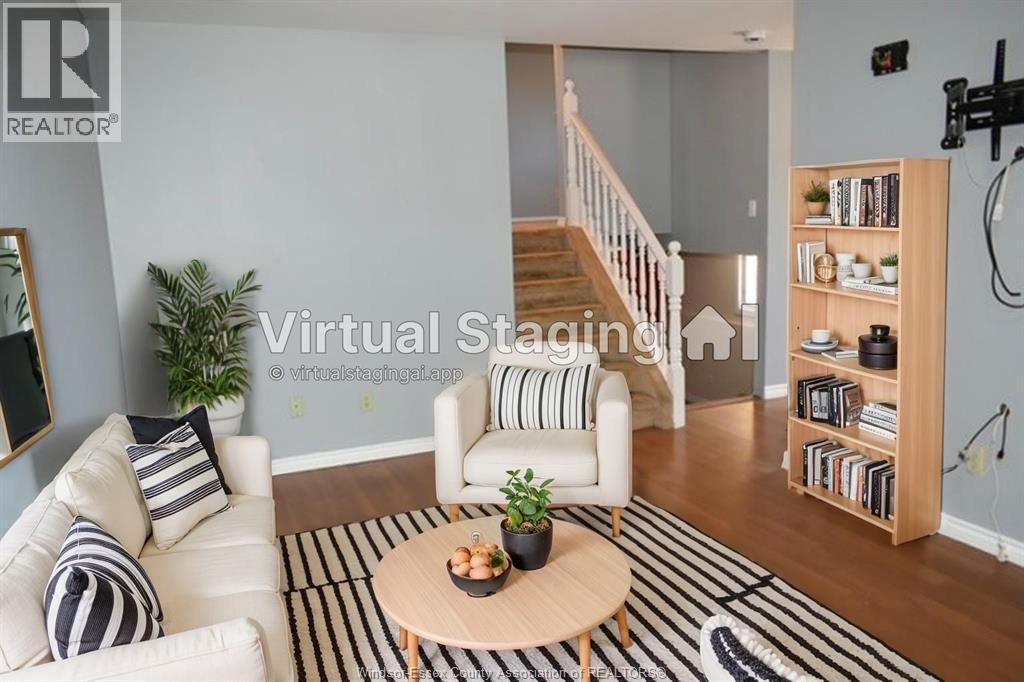 14 Azar Avenue, Tilbury, ON - Indoor