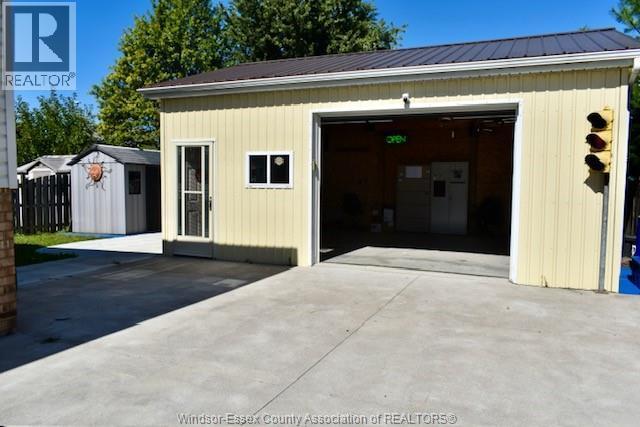 14 Azar Avenue, Tilbury, ON - Outdoor With Exterior