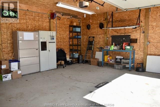 14 Azar Avenue, Tilbury, ON - Indoor Photo Showing Garage