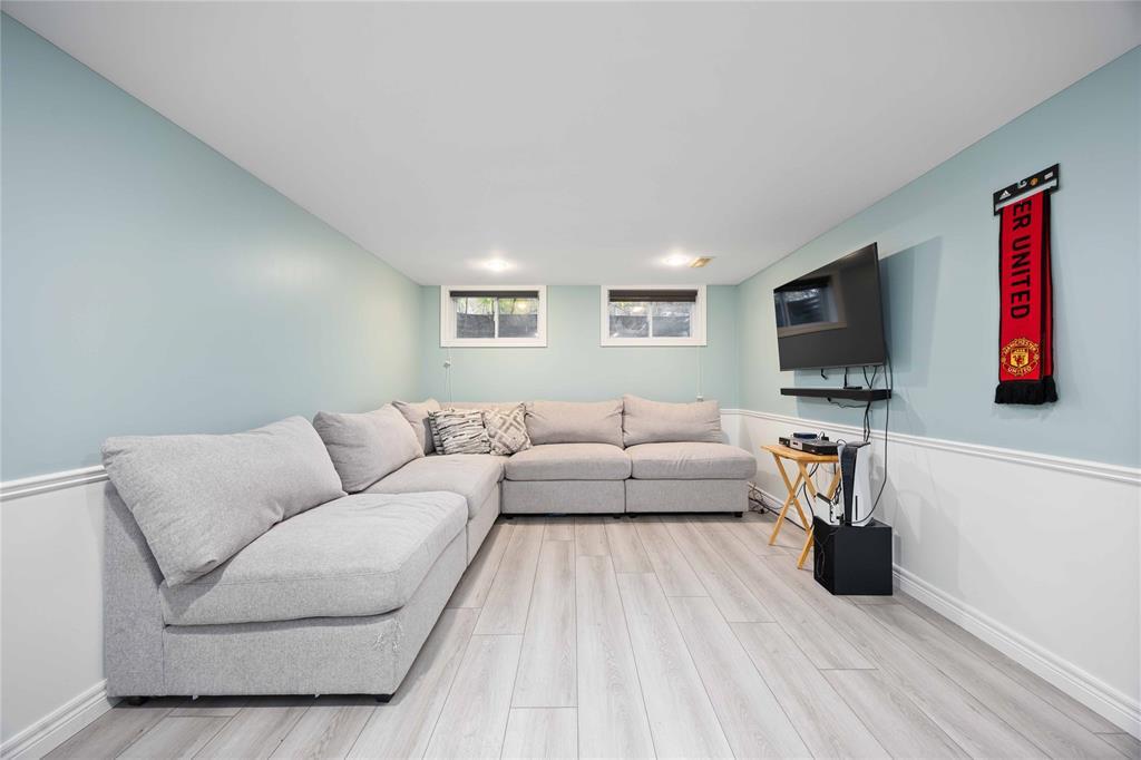 129 Hanna Crescent, Sarnia, ON