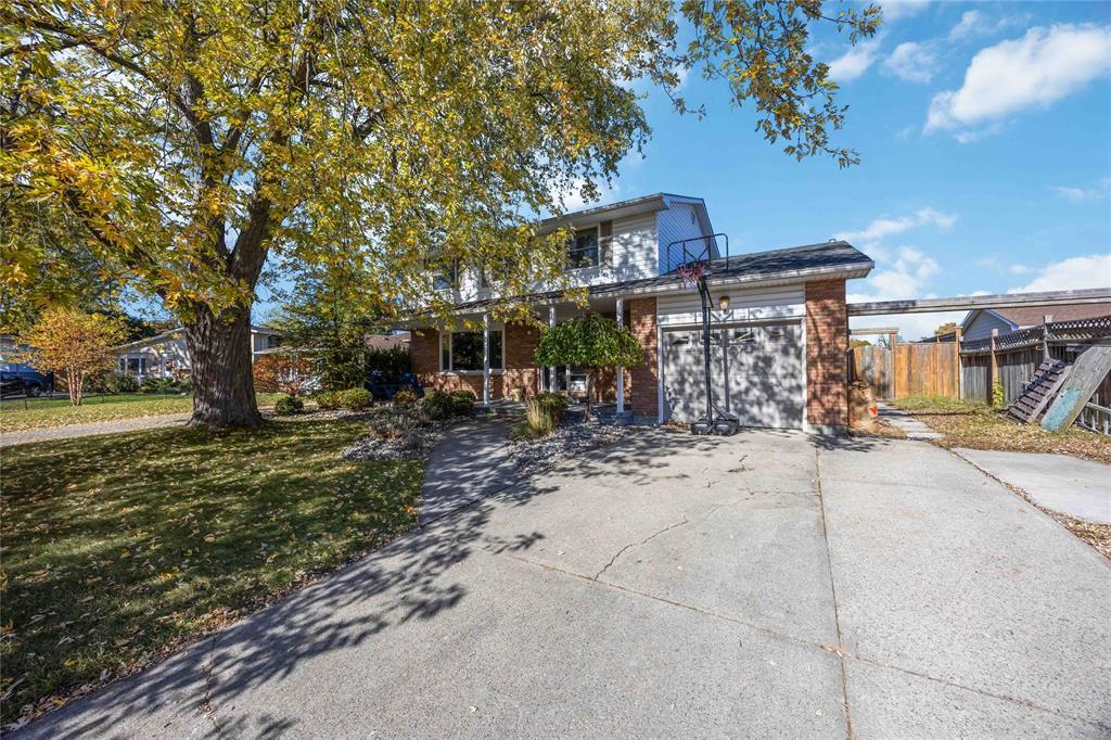 129 Hanna Crescent, Sarnia, ON