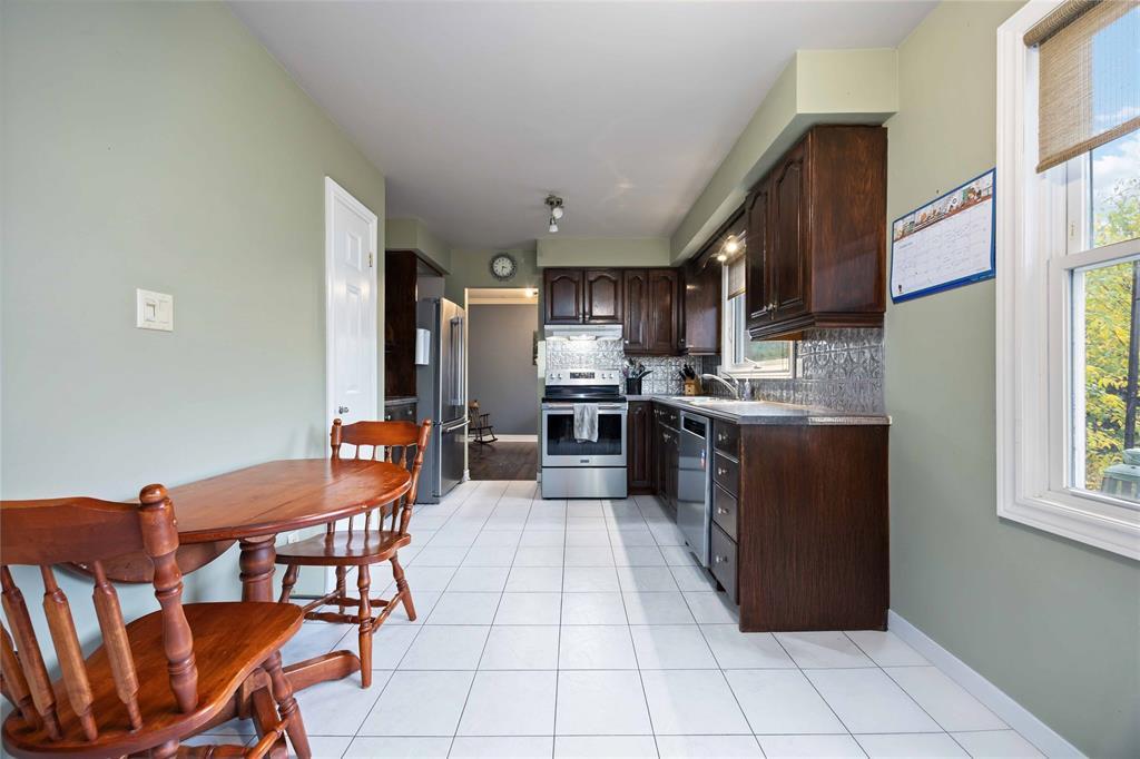 129 Hanna Crescent, Sarnia, ON