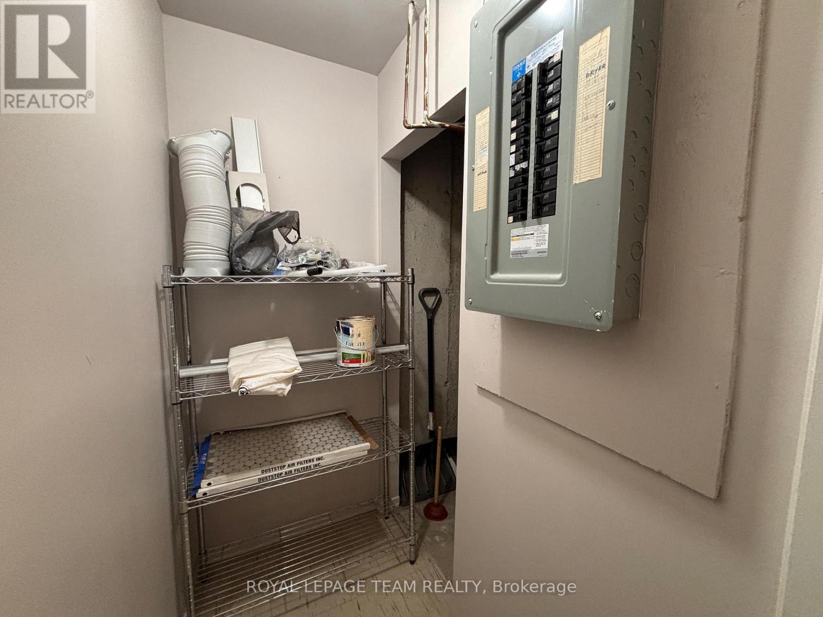 4 - 200 Fenerty Court, Ottawa, ON - Indoor