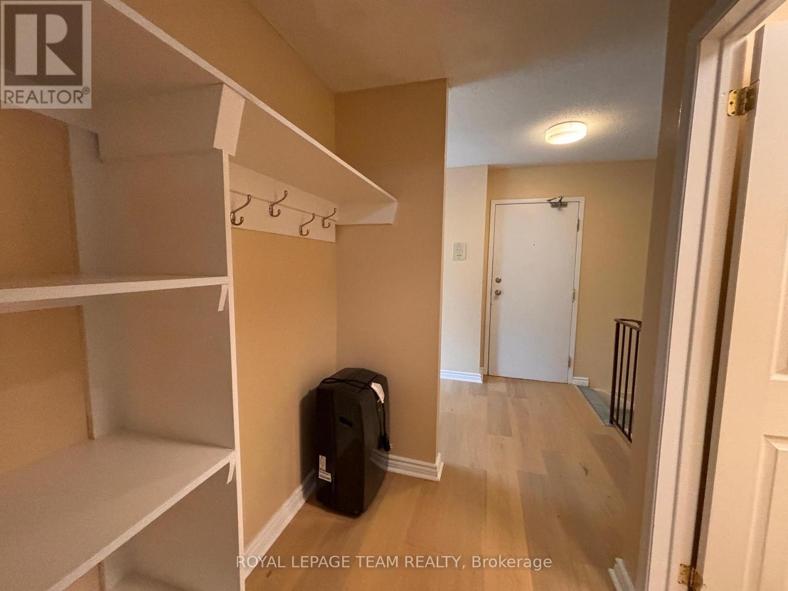 4 - 200 Fenerty Court, Ottawa, ON - Indoor