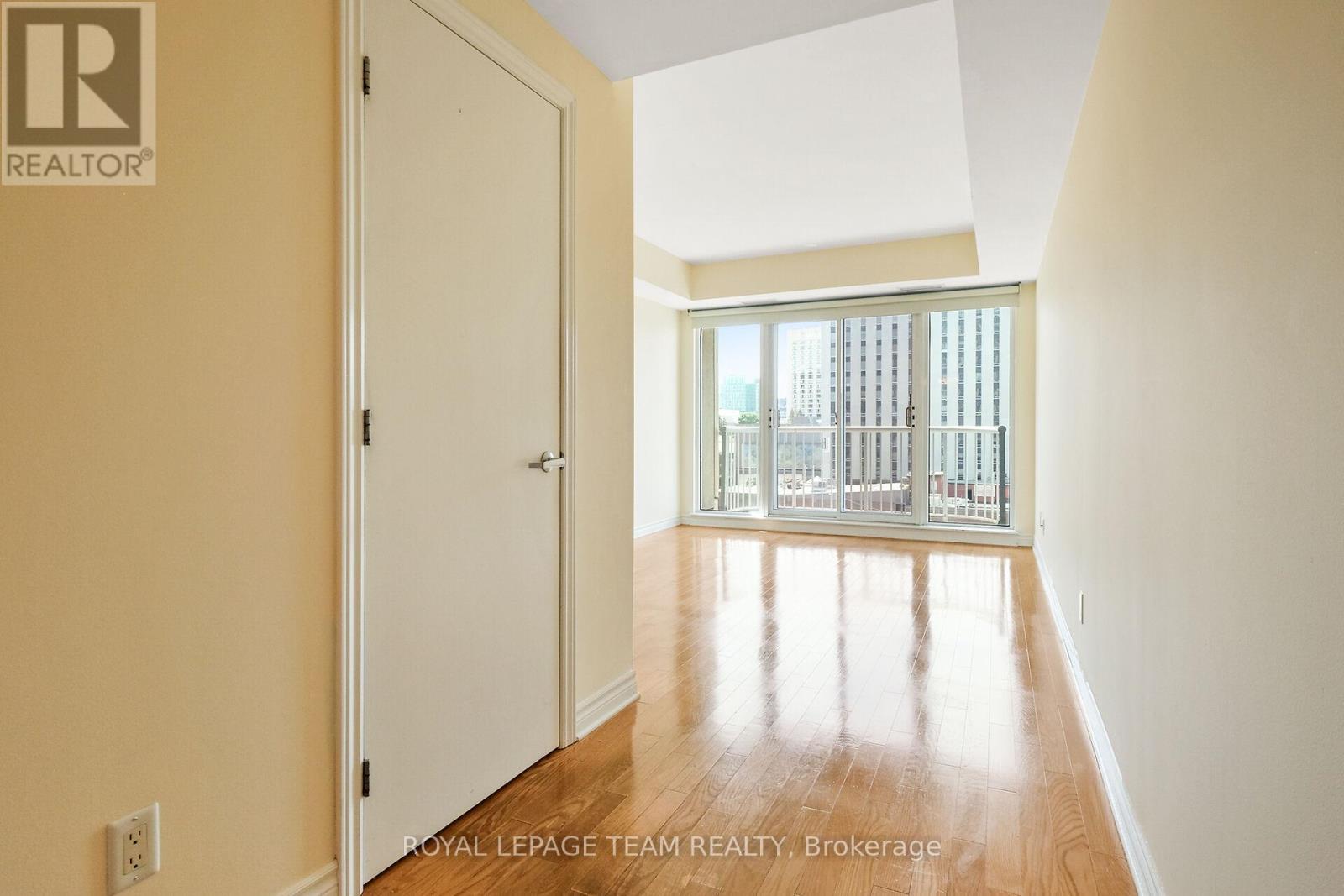 804 - 200 Rideau Street, Ottawa, ON - Indoor Photo Showing Other Room