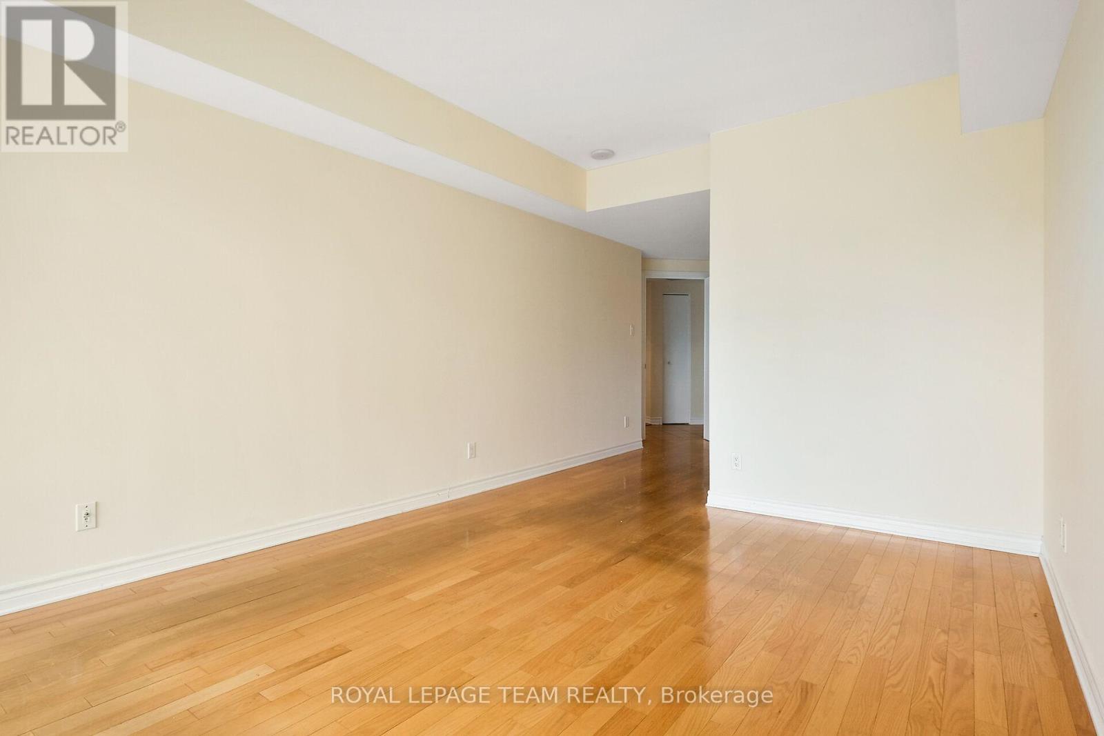 804 - 200 Rideau Street, Ottawa, ON - Indoor Photo Showing Other Room