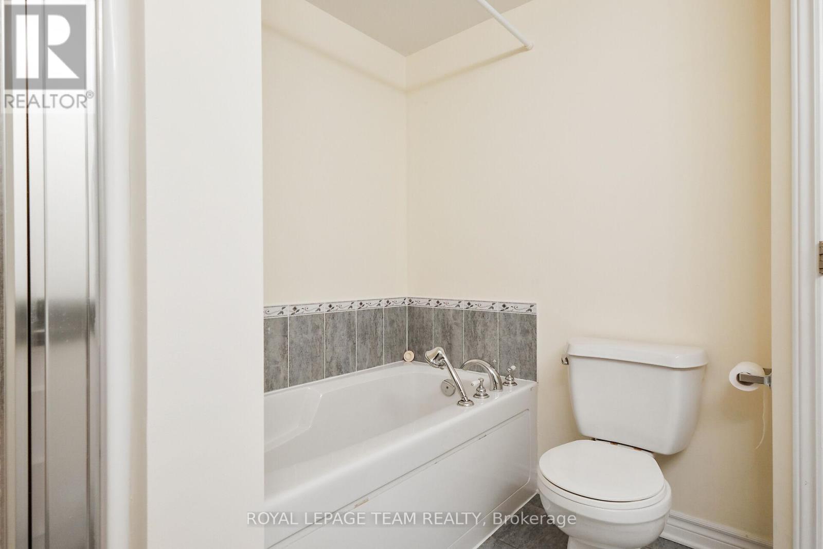 804 - 200 Rideau Street, Ottawa, ON - Indoor Photo Showing Bathroom
