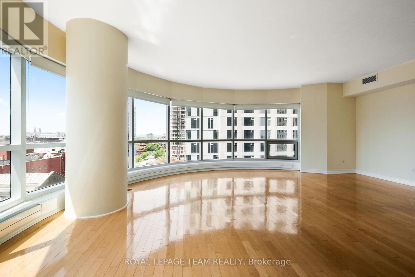 804 - 200 Rideau Street, Ottawa, ON - Indoor Photo Showing Other Room