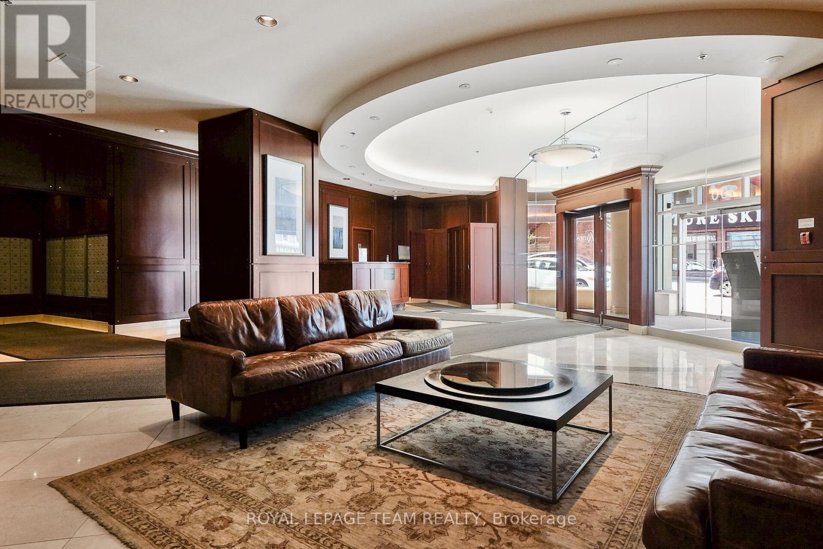 804 - 200 Rideau Street, Ottawa, ON - Indoor