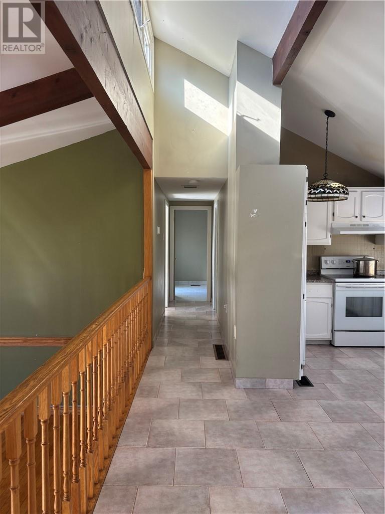 1476 Hwy 144, Chelmsford, ON - Indoor Photo Showing Other Room