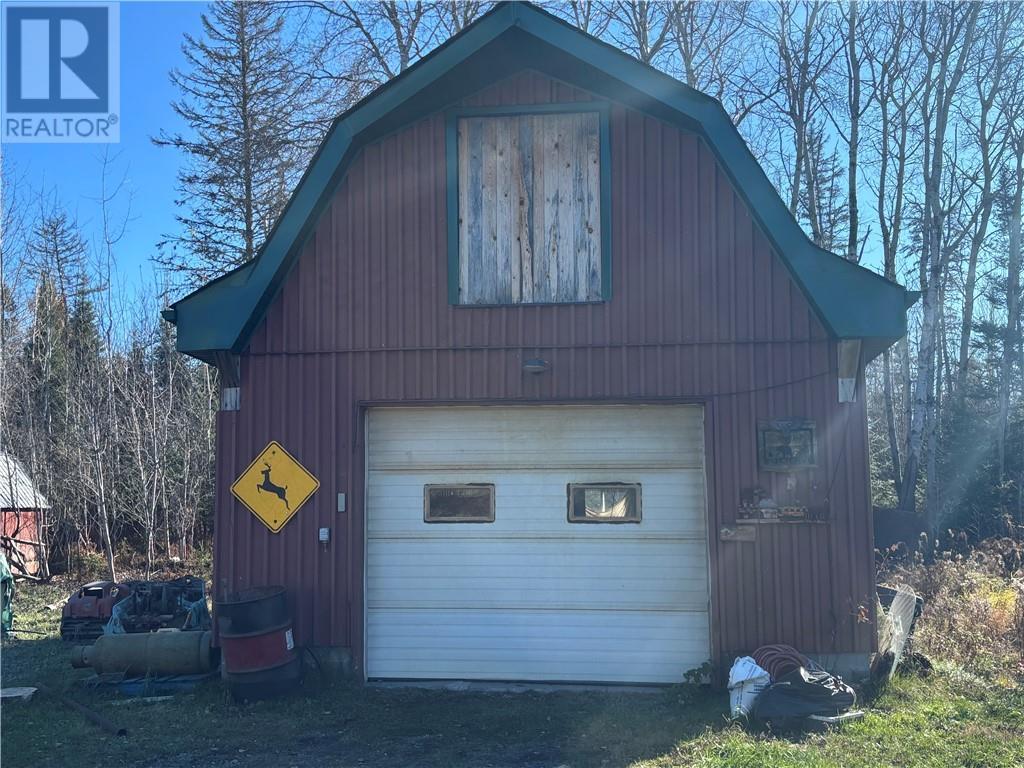 1476 Hwy 144, Chelmsford, ON - Outdoor