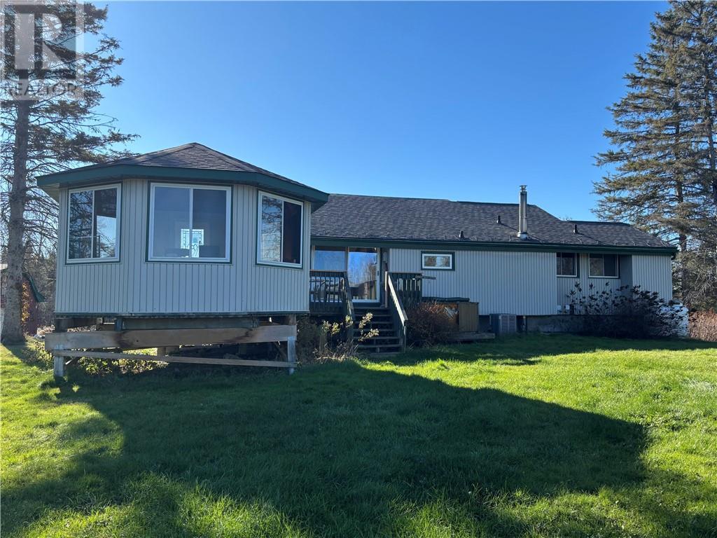 1476 Hwy 144, Chelmsford, ON - Outdoor