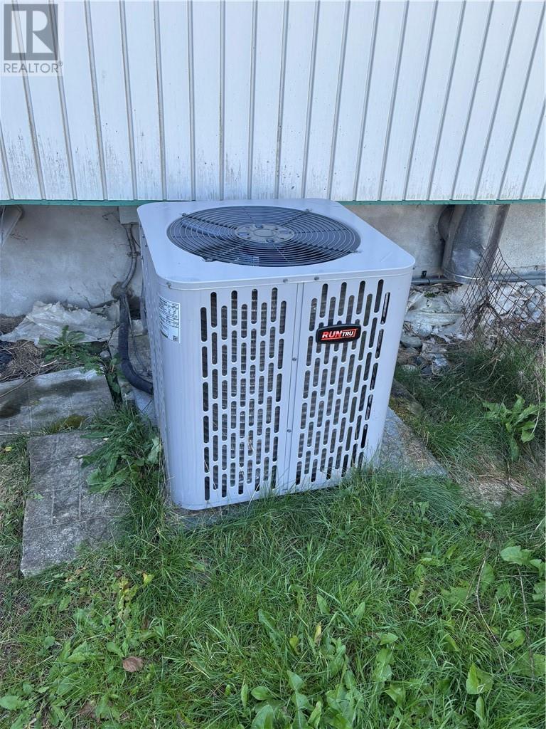 1476 Hwy 144, Chelmsford, ON - Outdoor