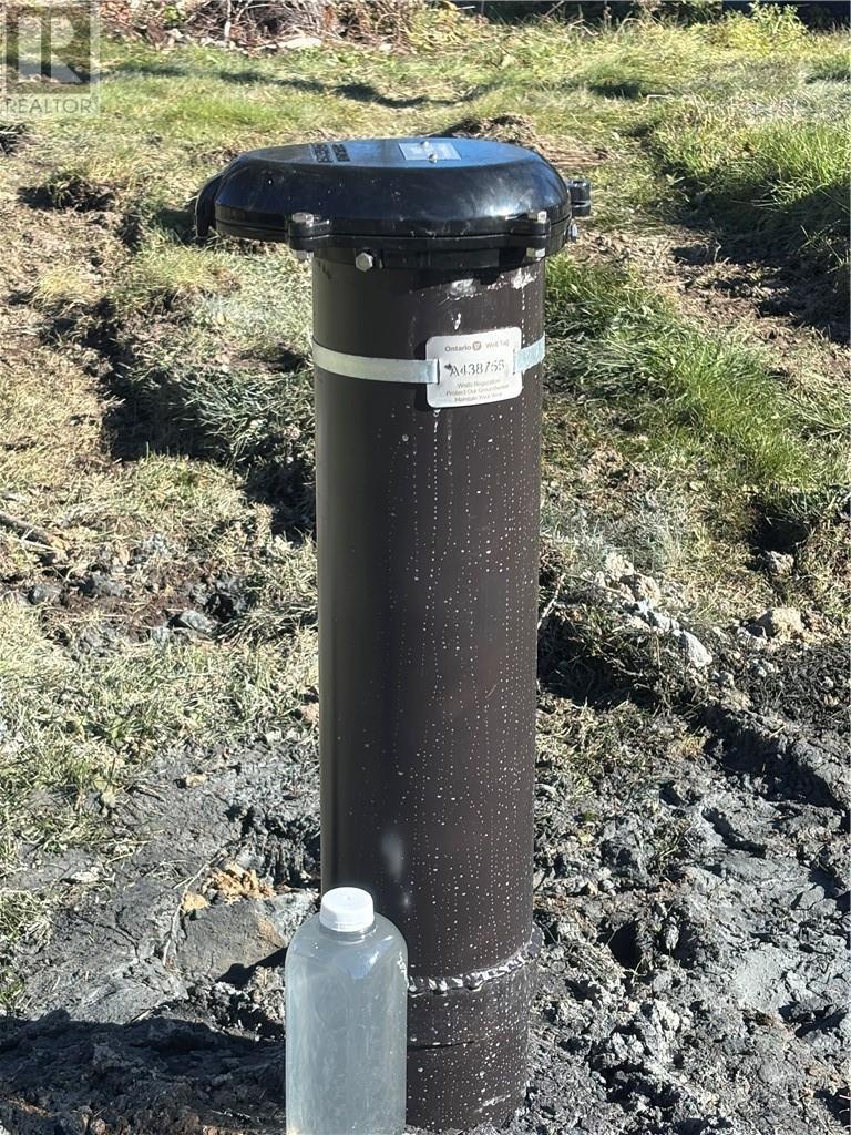 1476 Hwy 144, Chelmsford, ON - Outdoor