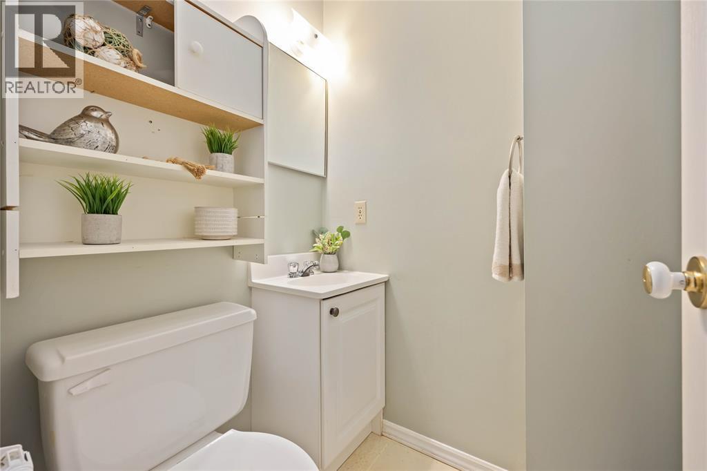 200 St. Clair Boulevard Unit# 30, St Clair, ON - Indoor Photo Showing Bathroom