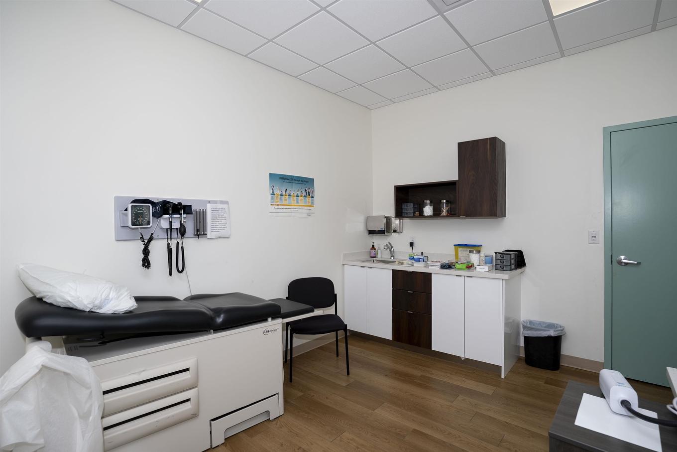 421 Victoria Avenue E, Thunder Bay, ON