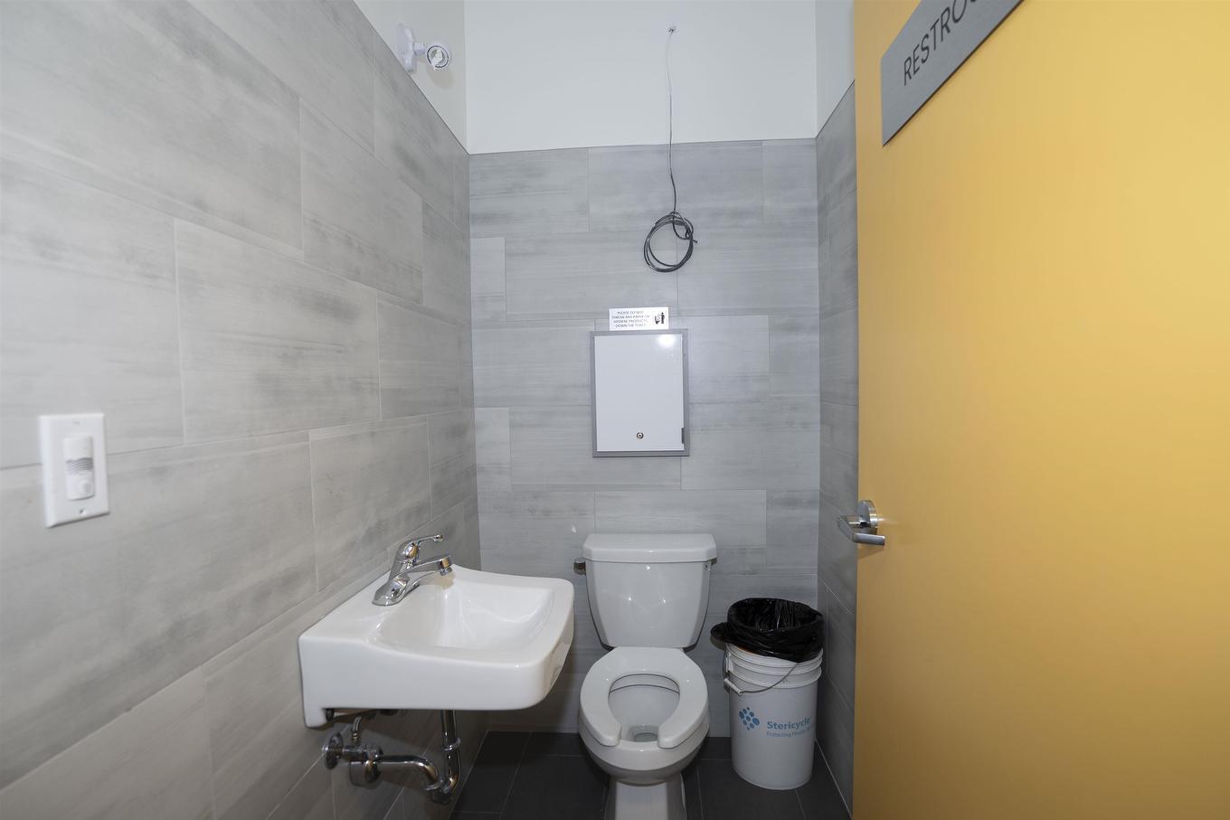 421 Victoria Avenue E, Thunder Bay, ON