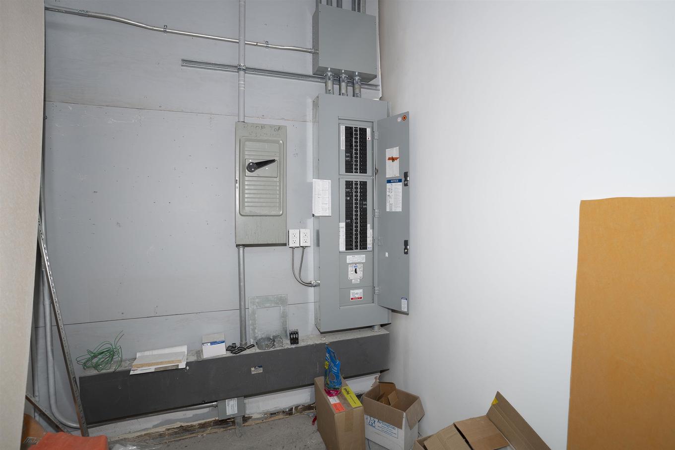 421 Victoria Avenue E, Thunder Bay, ON