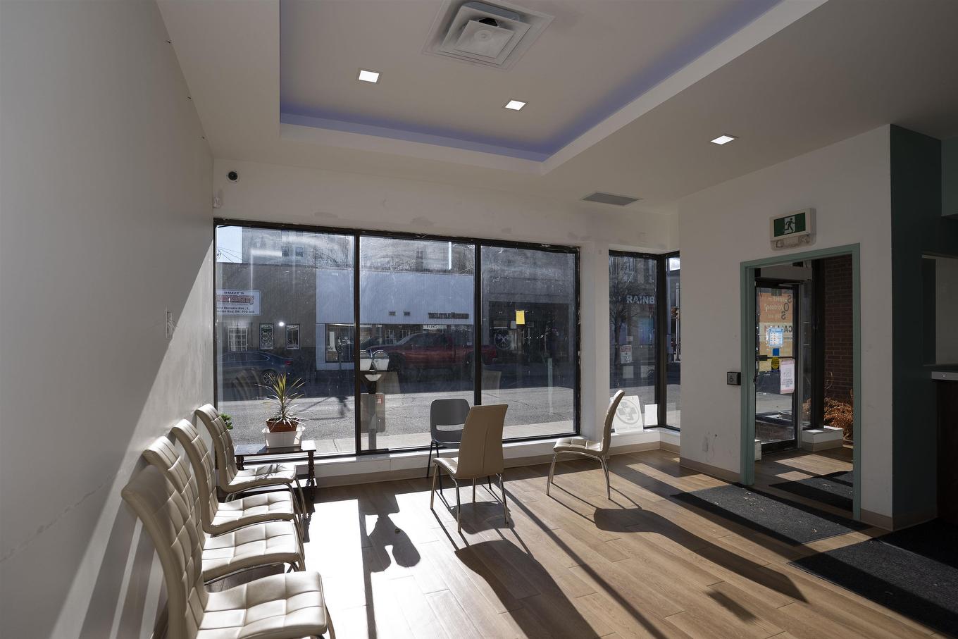 421 Victoria Avenue E, Thunder Bay, ON