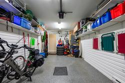 Garage -