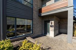 Entrée extérieure -