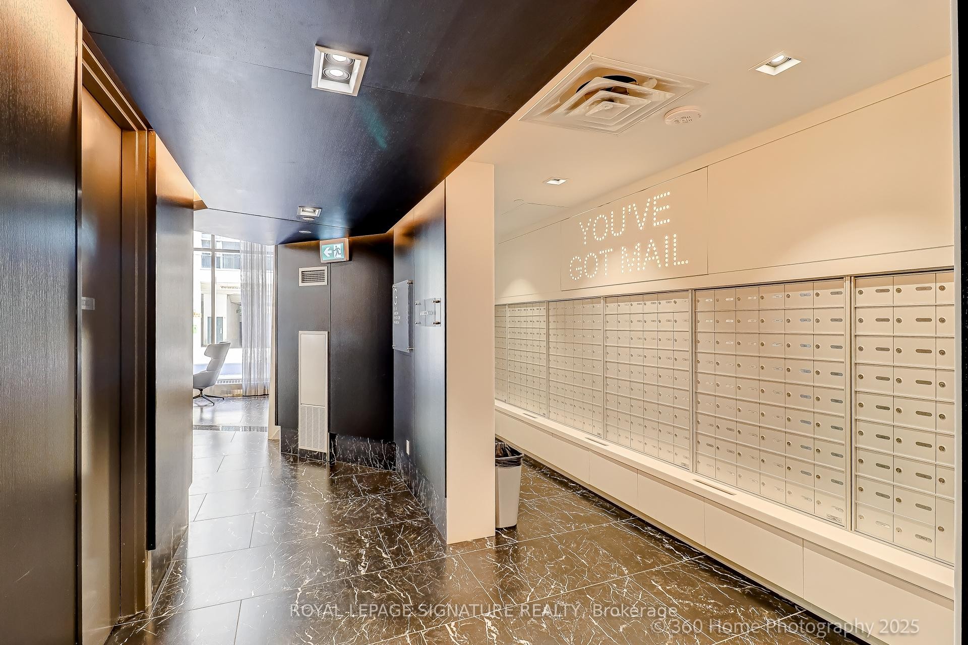 521-60 Princess Street, Toronto, ON - Indoor Photo Showing Other Room