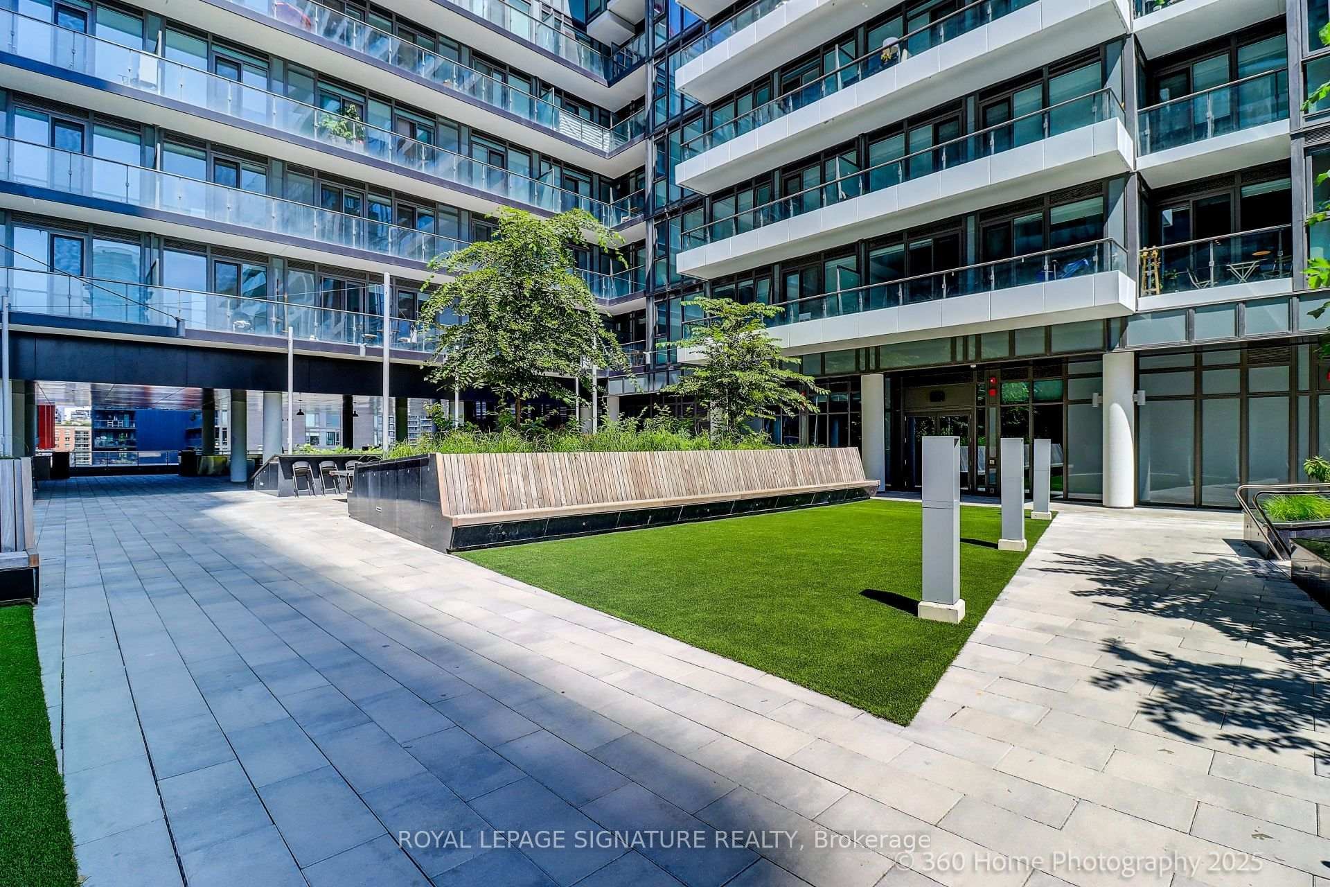 521-60 Princess Street, Toronto, ON - Outdoor With Balcony