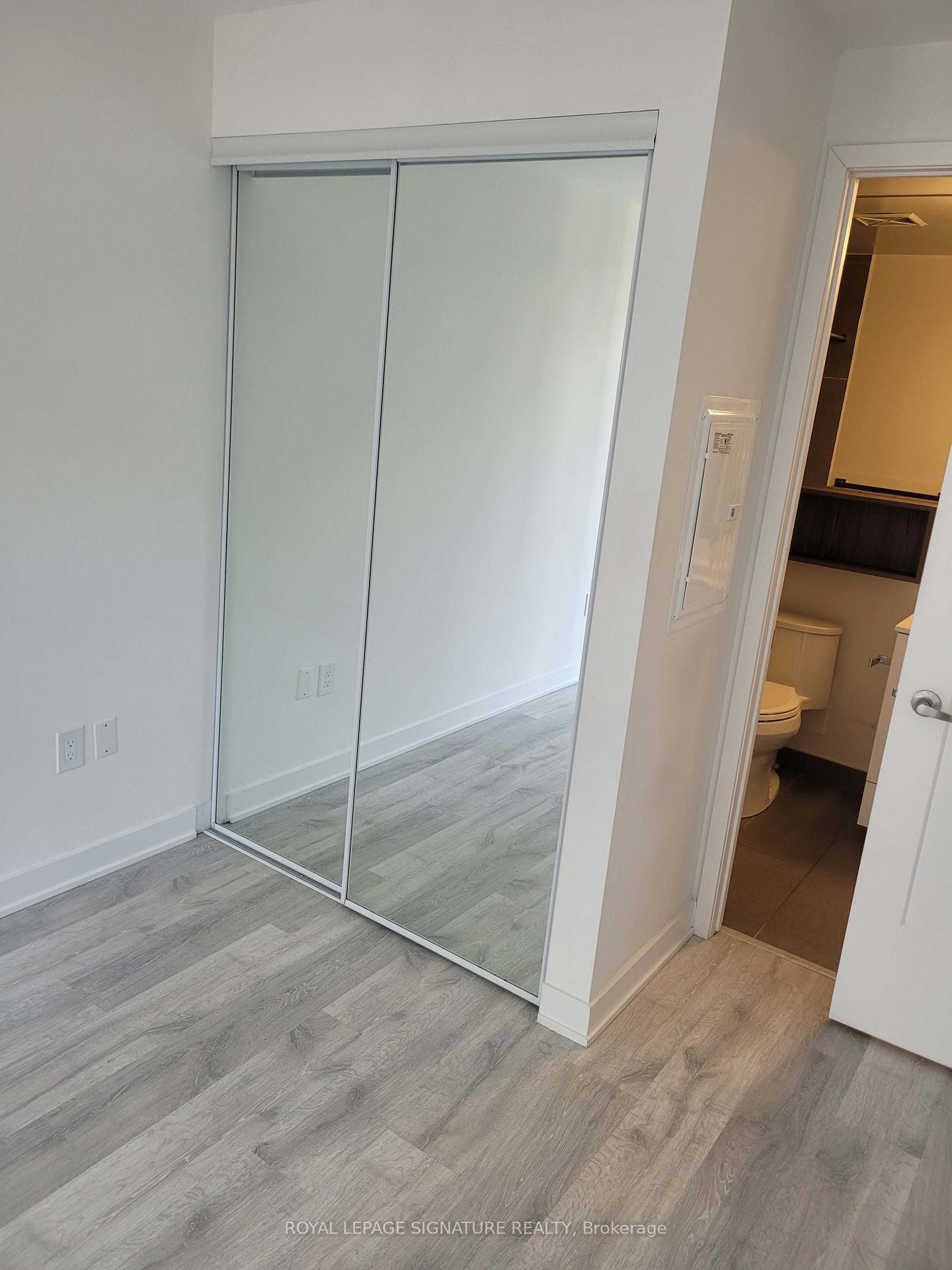 521-60 Princess Street, Toronto, ON - Indoor Photo Showing Other Room