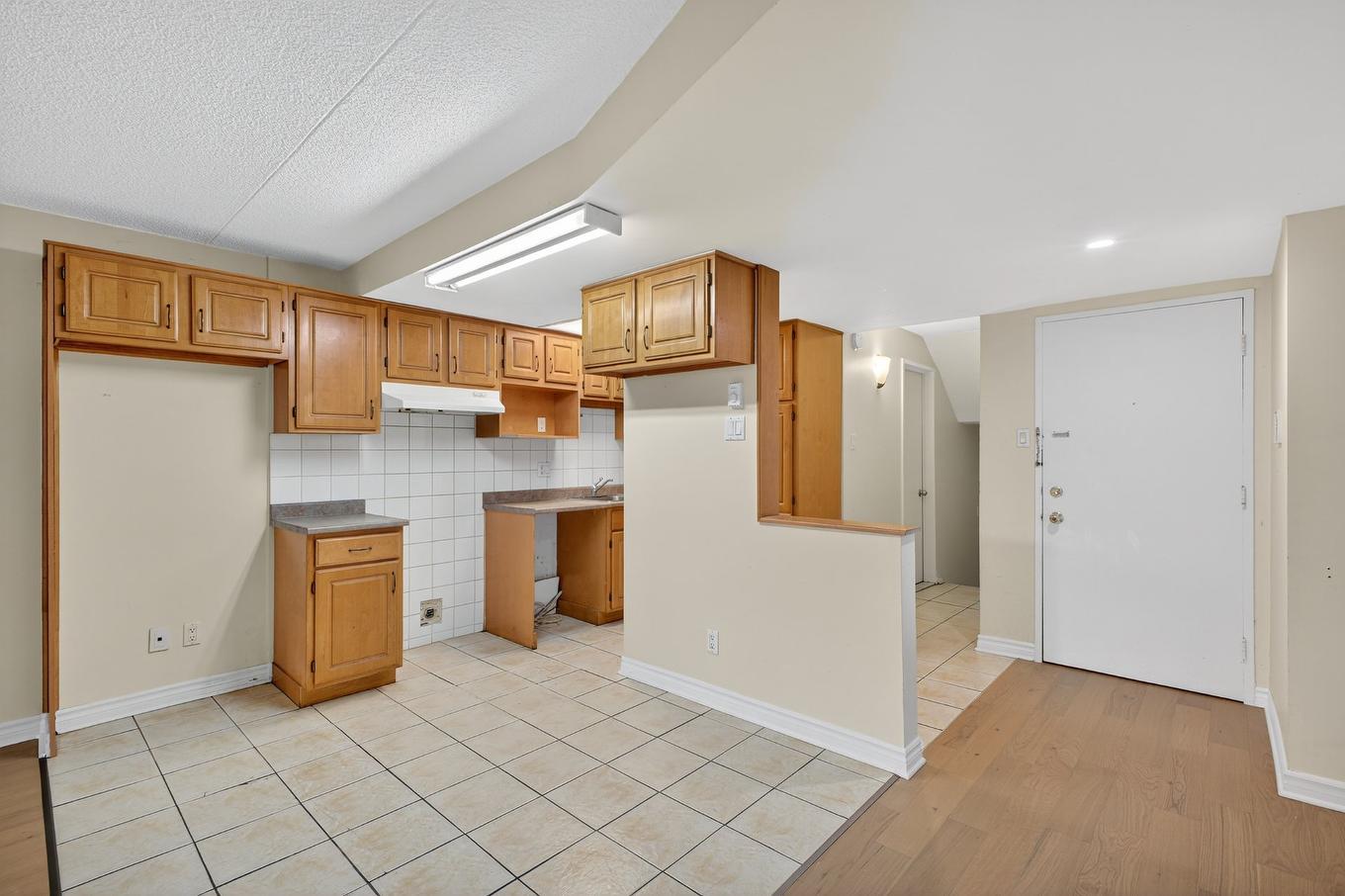 Kitchen - 1029 Rue De Salaberry, Montréal (Ahuntsic-Cartierville), QC