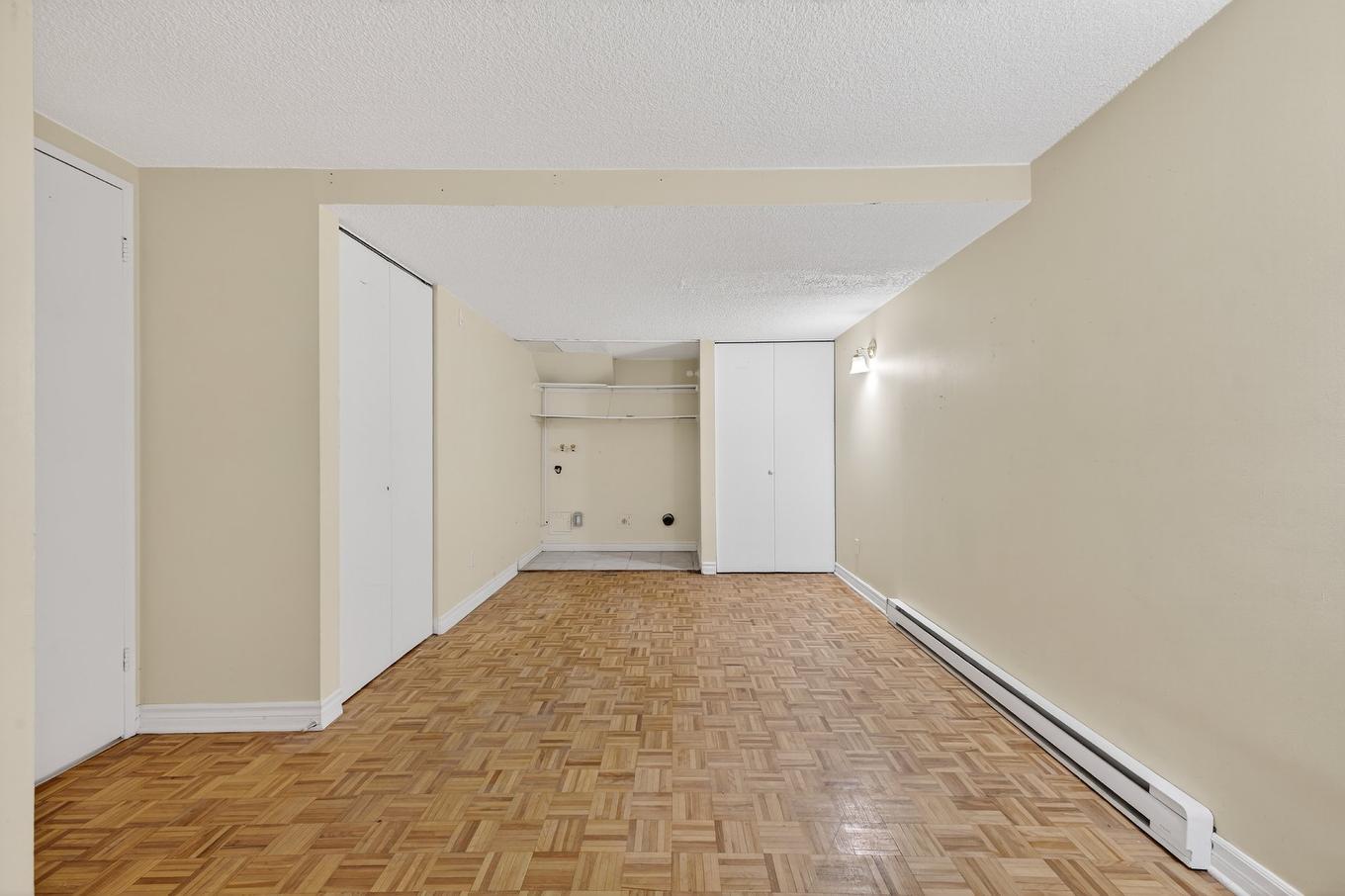 Office - 1029 Rue De Salaberry, Montréal (Ahuntsic-Cartierville), QC