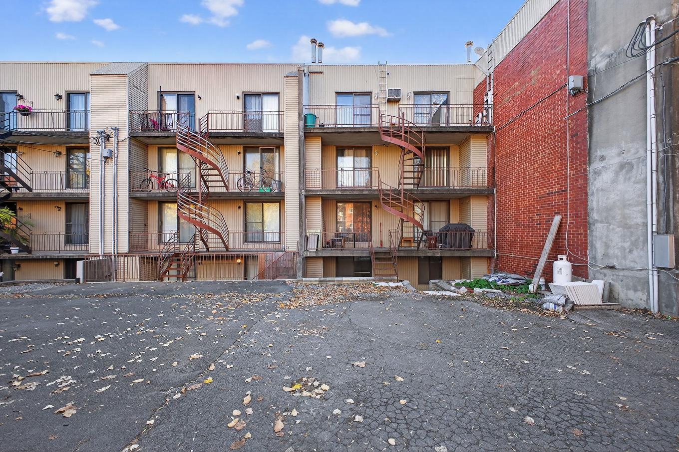 Back facade - 1029 Rue De Salaberry, Montréal (Ahuntsic-Cartierville), QC