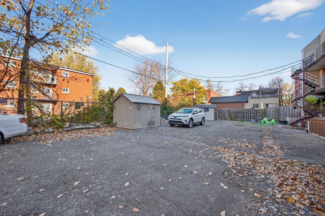 Backyard - 1029 Rue De Salaberry, Montréal (Ahuntsic-Cartierville), QC