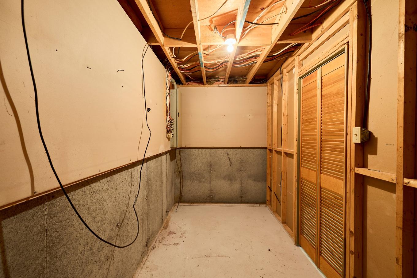 Storage - 201 Rue Pétrus-Désilets, Nicolet, QC - Indoor Photo Showing Basement