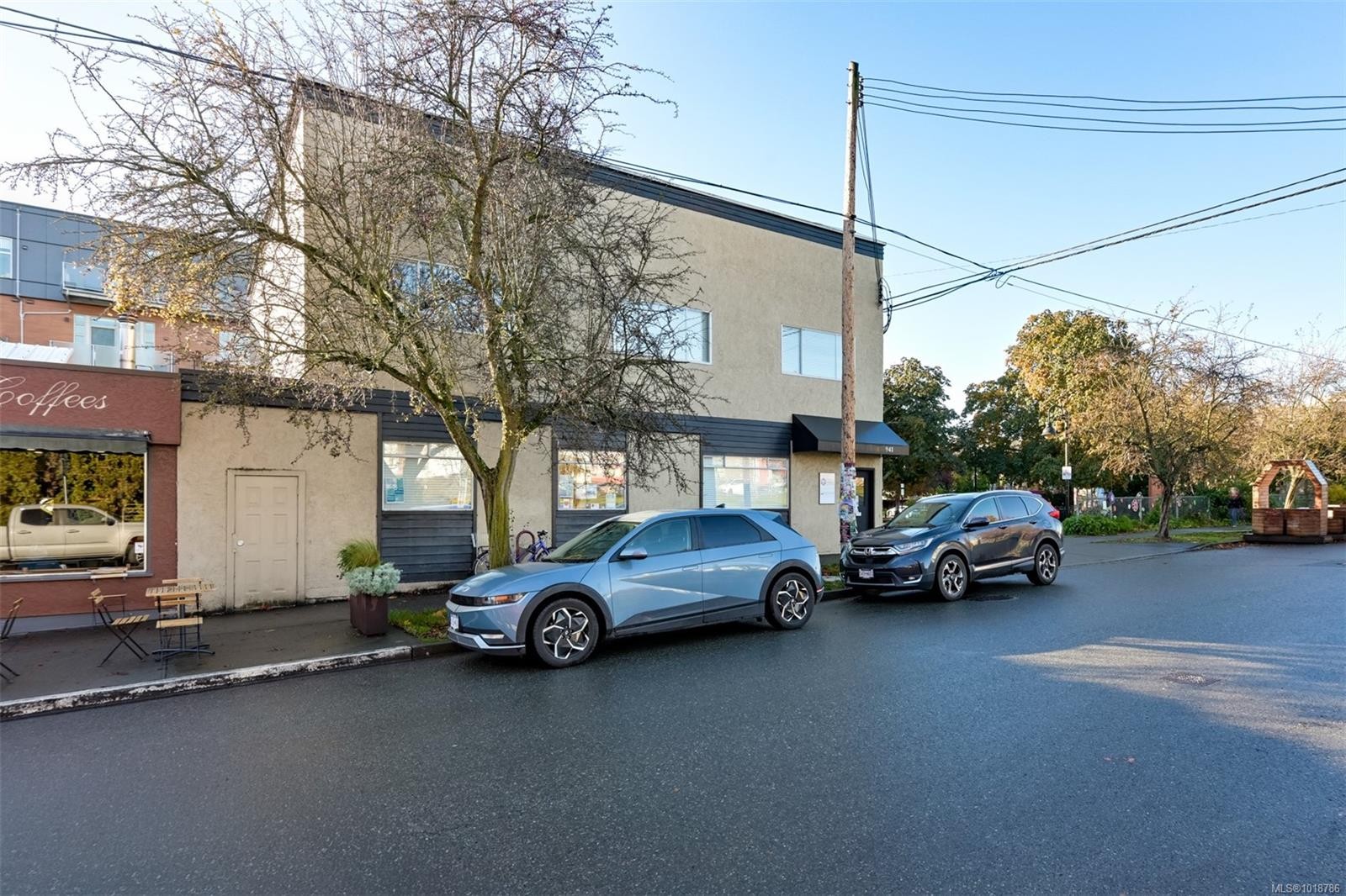 941 Kings Rd, Victoria, BC