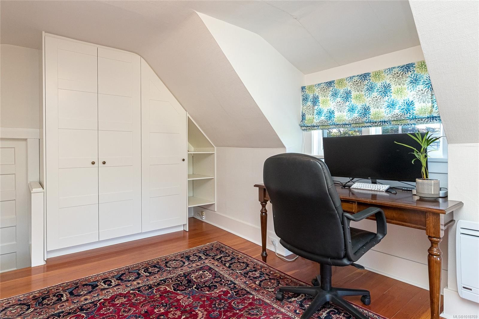 606 Niagara St, Victoria, BC