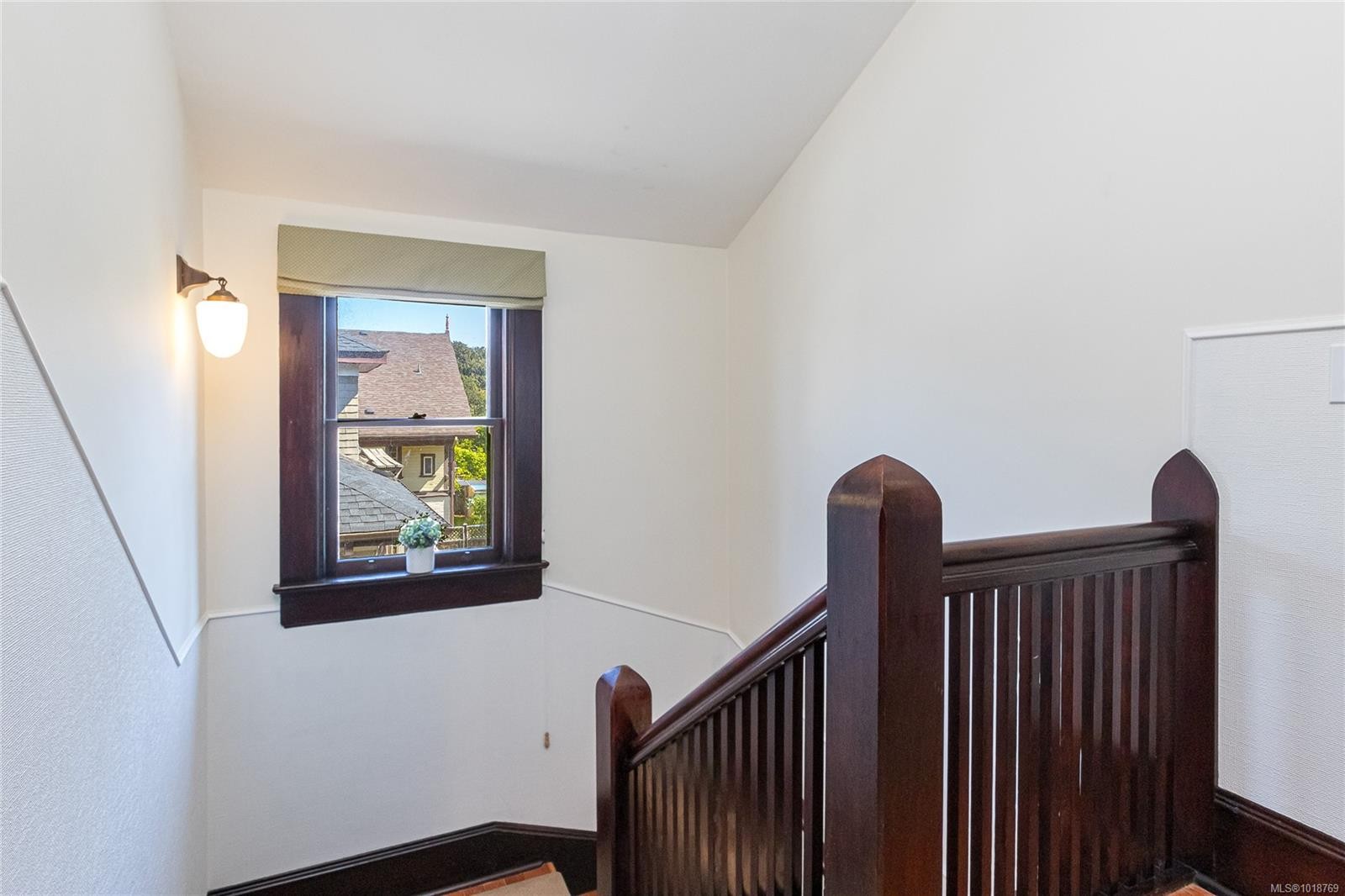 606 Niagara St, Victoria, BC